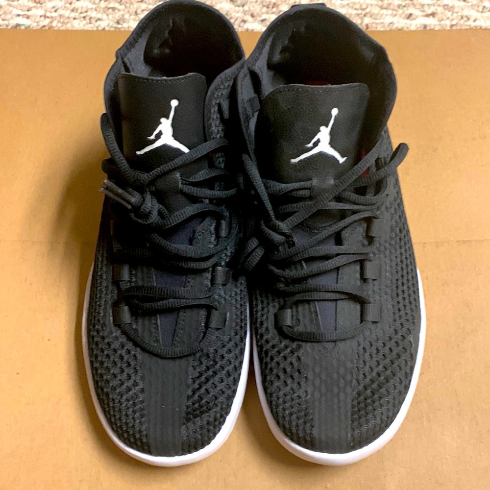Jordan cross trainer mesh shoe size 10